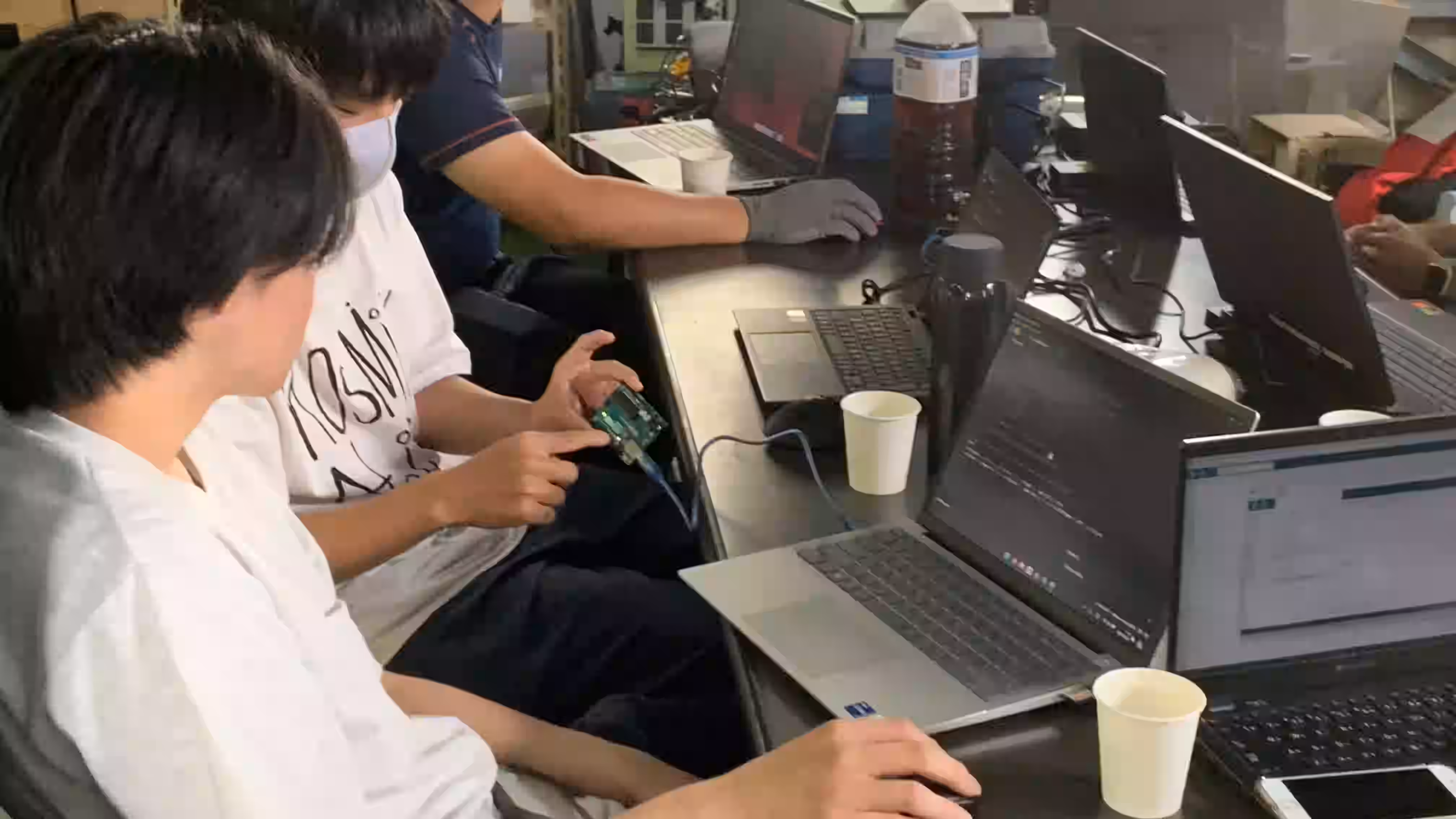 学生の教え合い